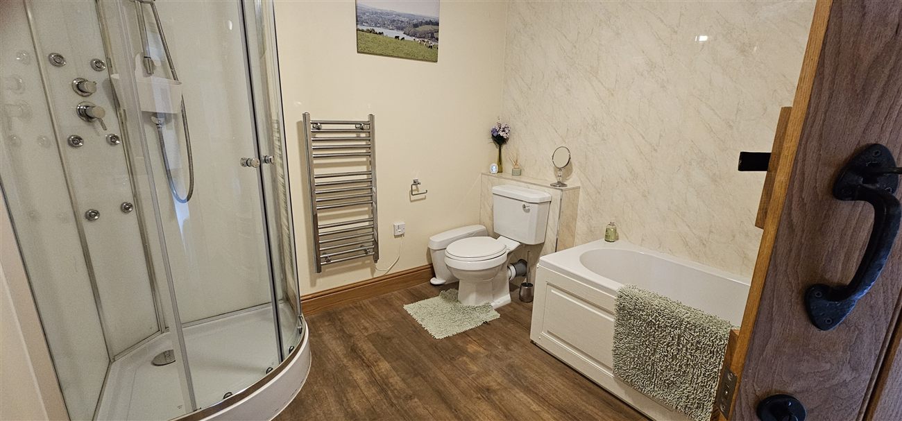 En suite bathroom