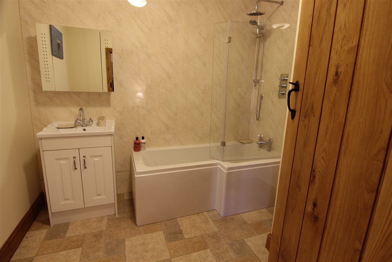 En suite bathroom